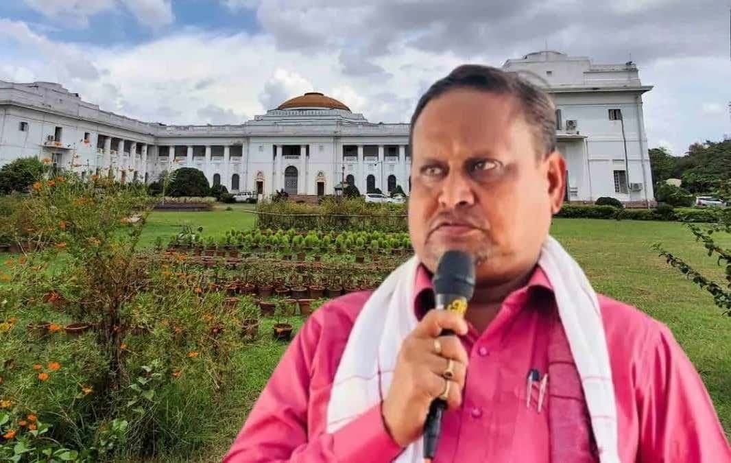 মুখ্যমন্ত্রীর উদ্দেশে কুরুচিকর মন্তব্য! হুমায়ুন কবীরের বিরুদ্ধে বিধানসভায় ‘হায় হায়’ স্লোগান