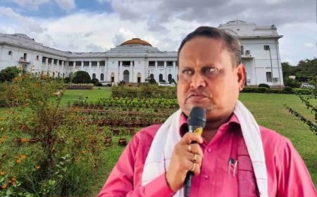 মুখ্যমন্ত্রীর উদ্দেশে কুরুচিকর মন্তব্য! হুমায়ুন কবীরের বিরুদ্ধে বিধানসভায় ‘হায় হায়’ স্লোগান