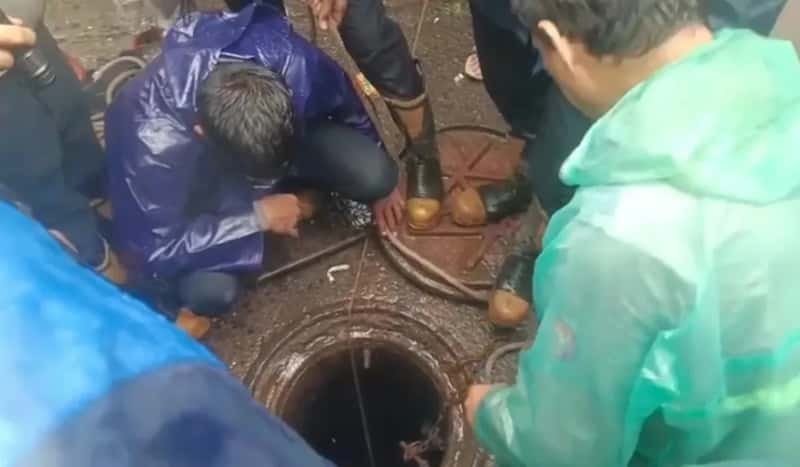 বর্ষা সক্রিয় দেশে, মুম্বইয়ে খোলা ম্যানহোলে তলিয়ে মৃত্যু যুবকের, কতটা নিরাপদ কলকাতার রাস্তা?