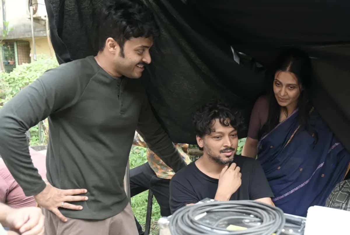 EXCLUSIVE: প্রিয়াঙ্কা-শ্রেয়া 'মায়া', 'ভ্রম' হলে শমীকের জীবনে 'সত্য' কে? ছবির পোস্টার এনে ফাঁস করলেন নিজে