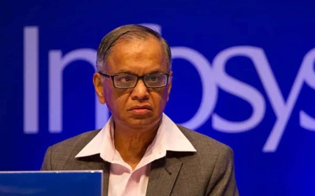 বিদেশে চলল না নারায়ণ মূর্তির ৭০ ঘণ্টা কাজের ‘ফর্মুলা’! নিয়ম ভেঙে মোটা অঙ্কের জরিমানা গুনল ইনফোসিস