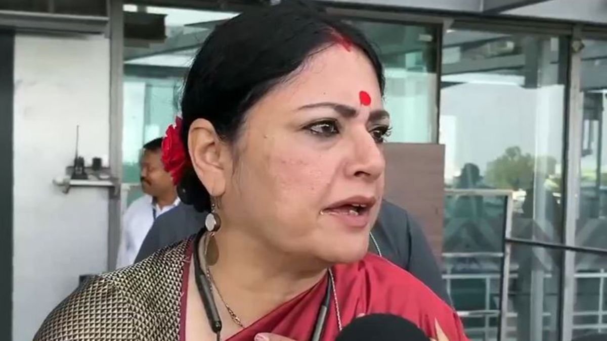 अवैध इमारतों पर अग्निमित्रा पॉल का एक्शन, अफसरों से पूछा- निर्माण के वक्त आप कहां थे?