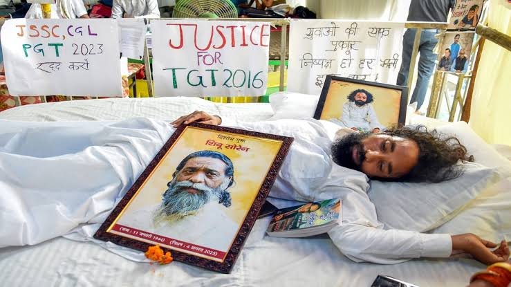 JPSC-JSSC आंदोलन के नेता देवेंद्र महतो बोले- जान को खतरा, डॉक्टरों ने अस्पताल में भर्ती होने की दी सलाह