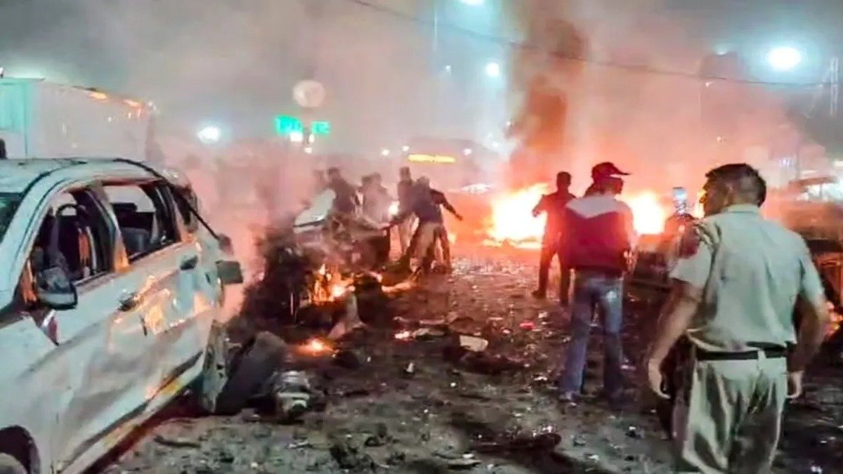 लाल किला धमाका: UN रिपोर्ट में AQIS कनेक्शन का खुलासा, आतंकी नेटवर्क और AI के इस्तेमाल पर भी बड़ा अलर्ट