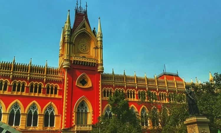 স্কুলের সময়েই জনগণনা, হাইকোর্টের বড় সিদ্ধান্ত, ছুটির দিনে ডিউটির নোটিস প্রত্যাহার রাজ্যের