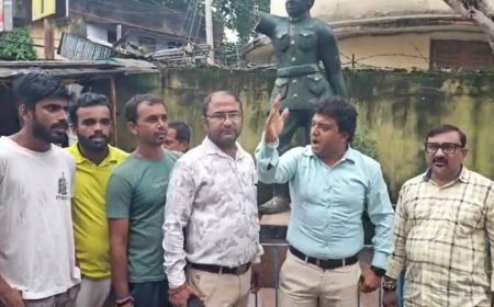 न्यू अलीपुर में नेताजी की प्रतिमा से तोड़फोड़, दाहिना हाथ टूटा; घटना के बाद मचा हड़कंप, जांच की मांग तेज