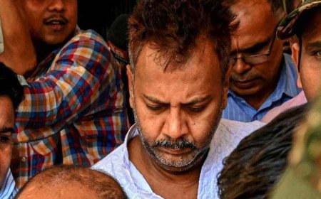 আরজি কর দুর্নীতি মামলায় সুপ্রিম কোর্টে সন্দীপ ঘোষের জামিনের আর্জি! সিবিআই-এর জবাব চাইল শীর্ষ আদালত
