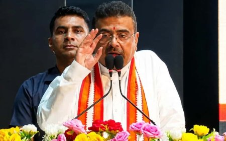 'টুকরে টুকরে গ্যাংয়ের বিরুদ্ধে সোচ্চার হোন', 'অন্নপূর্ণাদের' মাতঙ্গিনী-প্রীতিলতার পথ অনুসরণ করতে বললেন শুভেন্দু