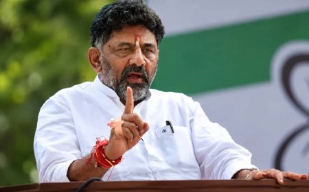‘কর্নাটকে প্রথম দু’টি স্তবক গাওয়া হবে’, বন্দে মাতরম নিয়ে কংগ্রেসের সিদ্ধান্তে শিলমোহর শিবকুমারের