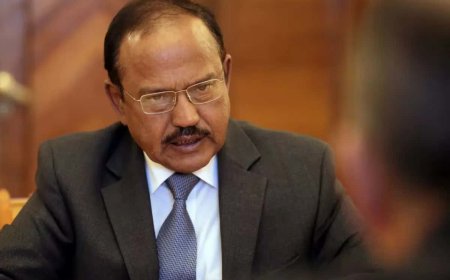 'স্বাধীনতা মানে যা খুশি তাই করার অধিকার নয়!' তরুণ প্রজন্মকে বার্তা জাতীয় নিরাপত্তা উপদেষ্টা অজিত ডোভালের