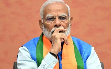 স্বাধীনতা দিবসের ভাষণে হোঁচট! মোদীকে ‘নার্ভাস’ বলে কটাক্ষ বিরোধীদের, ‘দিমাগি নকশাল’ মন্তব্যেও খোঁচা