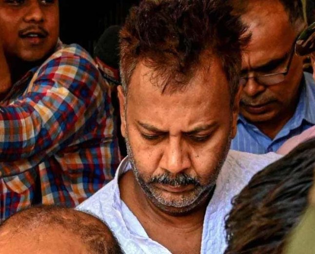 আরজি কর দুর্নীতি মামলায় সুপ্রিম কোর্টে সন্দীপ ঘোষের জামিনের আর্জি! সিবিআই-এর জবাব চাইল শীর্ষ আদালত
