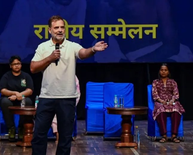 राहुल गांधी के मंच पर ‘मेलोनी’ का जिक्र, संदीप दीक्षित की बात पर मचा सियासी बवाल; बीजेपी ने कांग्रेस को घेरा