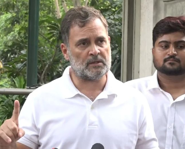 GenZ के मुद्दे पर राहुल गांधी का केंद्र पर हमला, बोले- छात्रों के साथ अन्याय हुआ, लोकतंत्र बचाने के लिए युवाओं का धन्यवाद