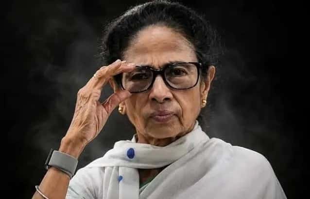 ভোট বিপর্যয়ের পর প্রথম জেলা সফর মমতার! শ্রীরামপুরে মিছিল ঘিরে তরজা, হাইকোর্টের দ্বারস্থ তৃণমূল