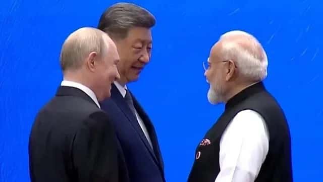 সাংহাইয়ের পর দিল্লিতেও কি এক ফ্রেমে মোদী-শি-পুতিন? উৎকন্ঠায় ট্রাম্পের দেশ-সহ পশ্চিমা বিশ্ব