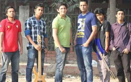 বাংলাদেশের জনপ্রিয় 'দূরবীন' ব্যান্ডের গিটারিস্ট শাওনকে ভারতে চলে যাওয়ার হুমকি, ধরা পড়েনি অপরাধী
