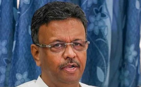 ফিরহাদ হাকিমের সংস্থায় হানা দুর্নীতি বিরোধী কমিশনের, নিউ আলিপুরের প্লাস্টিক কারখানায় চলছে তল্লাশি