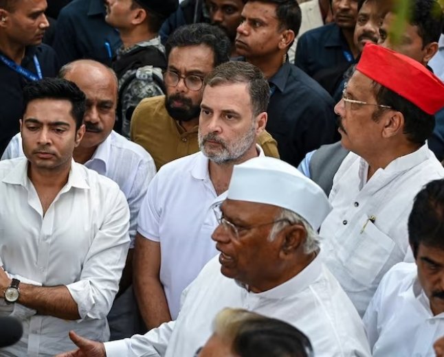 राहुल गांधी बोले- ‘यह शिवजी की बारात है, कोई भी आ सकता है’, SIR और CEC ज्ञानेश कुमार के खिलाफ सुप्रीम कोर्ट तक मार्च की तैयारी